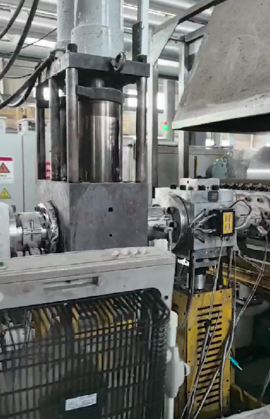 hydraulic continuous screen changer